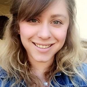 Meet your Posher, Iris